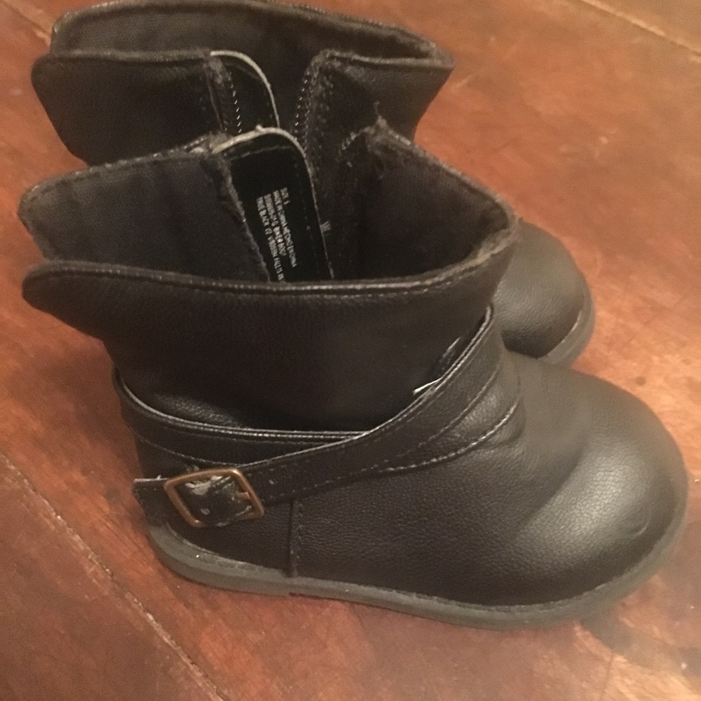 Gap toddler girl Moto boots. Size 5 EUC